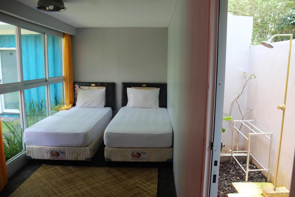 Kubu Container Hotel อูลูวาตู ภายนอก รูปภาพ