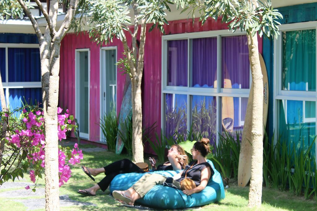 Kubu Container Hotel อูลูวาตู ภายนอก รูปภาพ