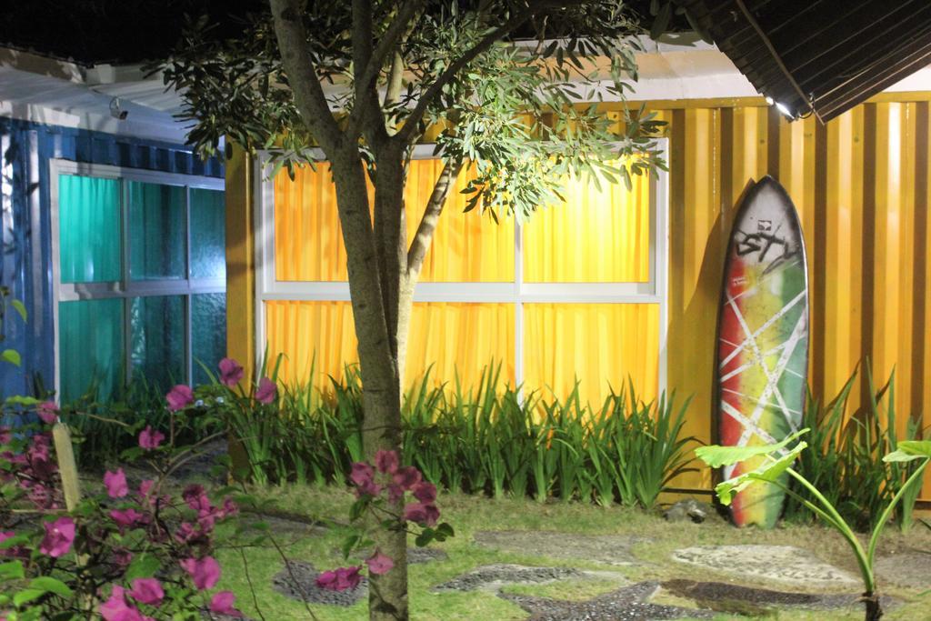 Kubu Container Hotel อูลูวาตู ภายนอก รูปภาพ