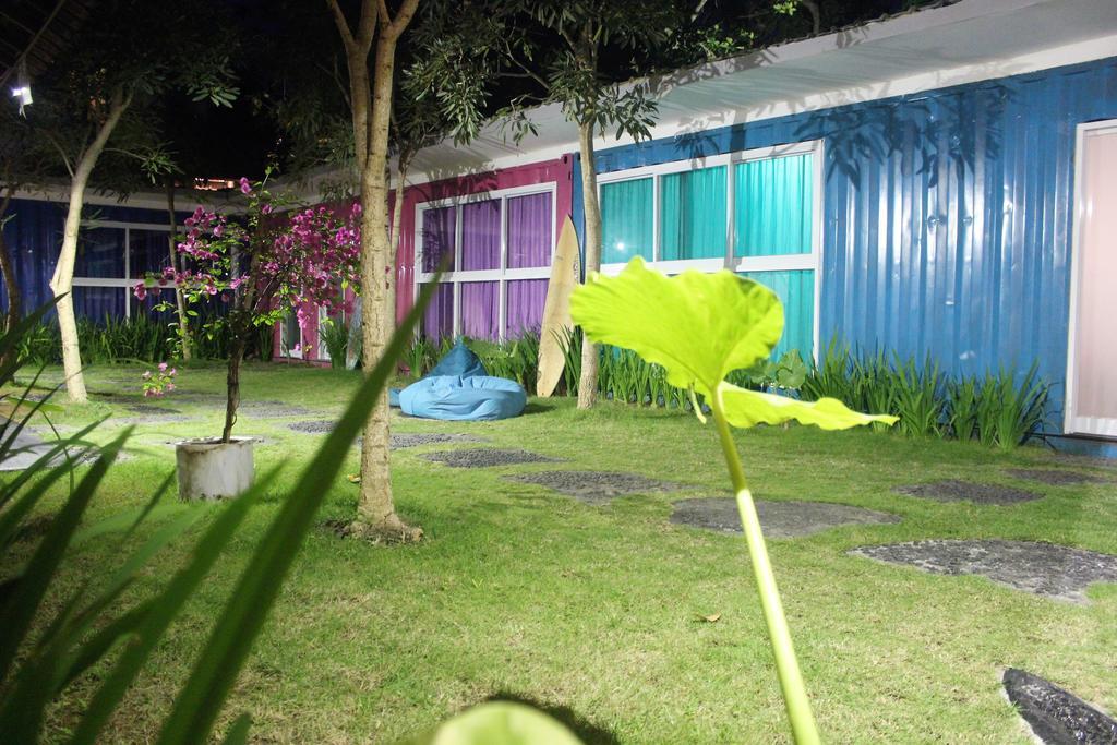 Kubu Container Hotel อูลูวาตู ภายนอก รูปภาพ