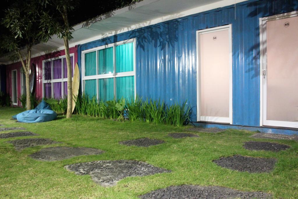 Kubu Container Hotel อูลูวาตู ภายนอก รูปภาพ